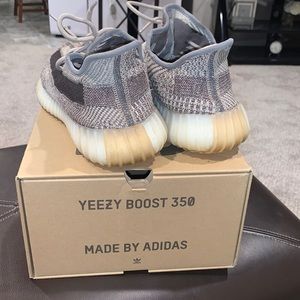 Used yeezy boost 350 / size 11